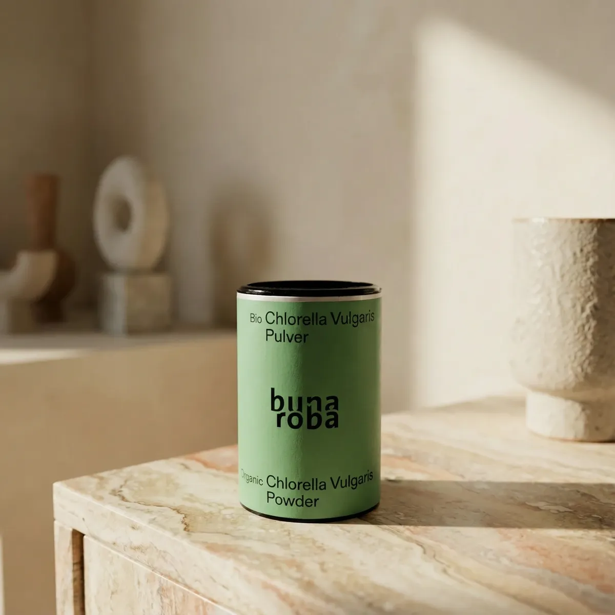 Bunaroba Bio Chlorella auf Holzuntergrund